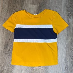 A simple crop top (lightweight)